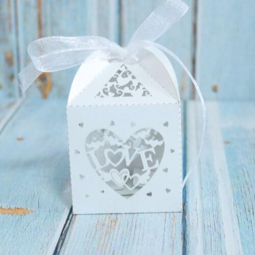 10Pcs Couple Design Box Love Heart Laser Cut Hollow Carriage Gifts Candy Boxes With Ribbon Baby Shower Wedding Party Supplies