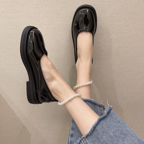 Pearl Ankle Strap Mary Janes Shoes Women Patent Leather Thick Square Heels Pumps Woman Classic Black Japanese Shoes
