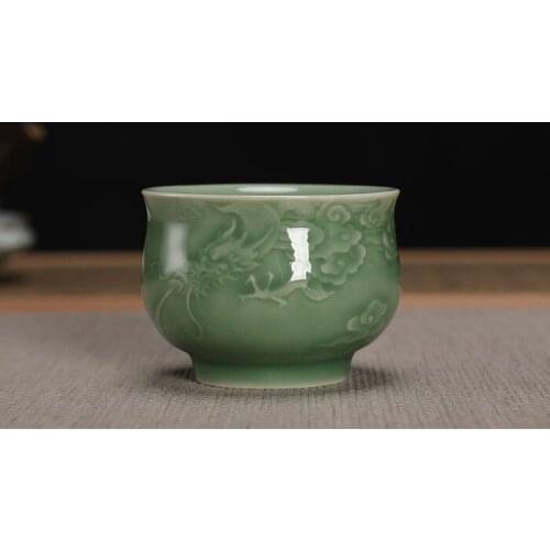 Longquan Celadon Handmade Di Kiln Plum Green Engraving Ceramic Dragon Tea Cup