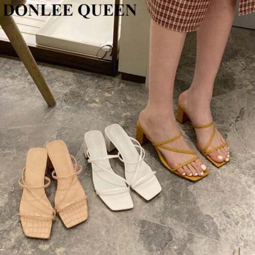 2021 Fashion Square Toe Slippers Women Square High Heel Sandals Women Slip On Slides Narrow Band Summer Shoes Outdoor Flip Flops