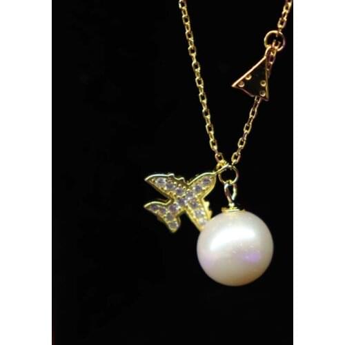 Gorgeous 8.5-9mm Round Pearl Pendant Sterling Silver Chain Necklace