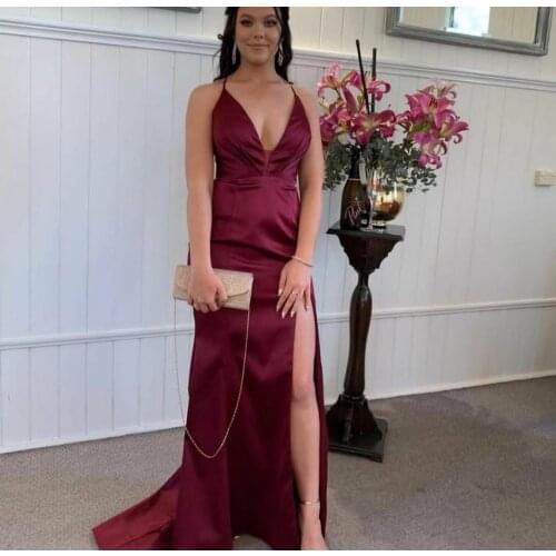 Sexy Long Mermaid V-Neck Burgundy Prom Dresses Strappy Back Robe De Soiree Floor Length Satin Formal Party Gown for Women