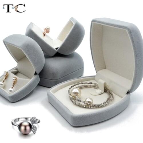 Potbelly Bread Oval Velvet Ring Box Pendant Box Outside Grey Inside Beige Packaging Bags for Business