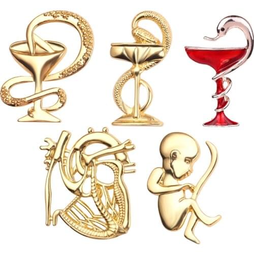 Fashion Alloy Jewelry Medical Symbol Model Creativity Brooch Pin Baby Nurse Sternum Heart Hand Brooch Jewelry Men Women Gift