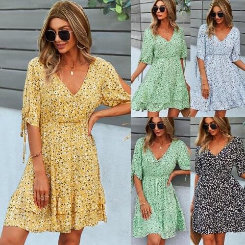 2021 Summer Sexy V-neck Bohemian Womens Dress Flower Pleated Short-sleeved A-line Party Vacation Commuter Dress