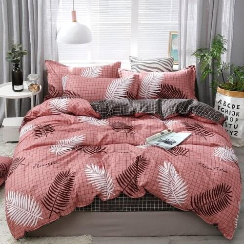 Fashion Pink Feather Bedding Set Soft Polyester Duvet Cover Sets With Pillowcase Queen King Size 3/4cs Simple Bedclothes