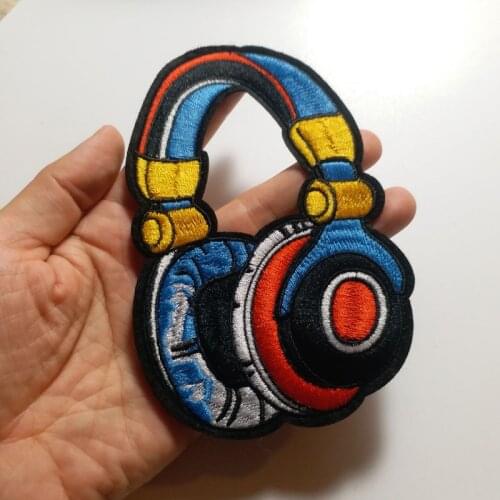 2pcs/set music note headset patches for clothing 3D embroidered DIY iron on ironing patch appliques for hat bags jeans jackets