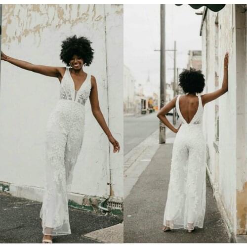 Elegant Jumpsuit Wedding Dresses White V Neck Lace Appliques Pant Boho Bridal Gowns Sexy Backless Country Style Vestido De Novia
