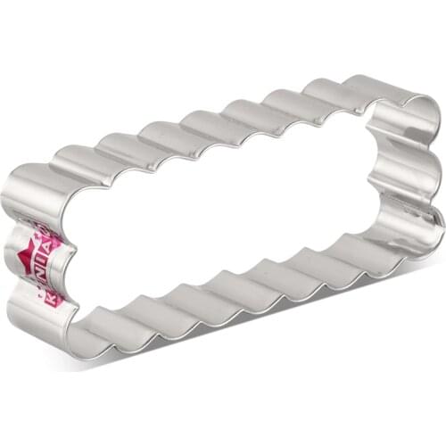 KENIAO Ruler / Fluted Rectangle Biscuit Cutter for Back to School - 12 x 4.9 cm - Cookie and Fondant Cutter - Stainless Steel