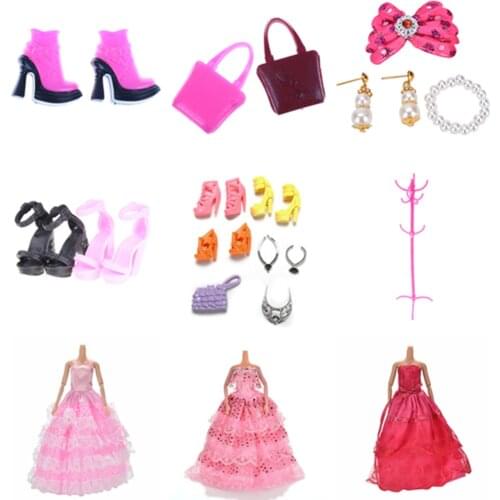 New Fashion Dolls Shoes Bags Skirts for Barbie Dolls Clothes Stand Play Hanger Jewellery Casual Dating Apparel Accessories
