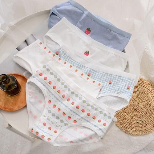 Cotton Simplic Breathable Print Strawberry Grid Womens Panties Comfortable Elastic New Style College Wind Female Underpants A20