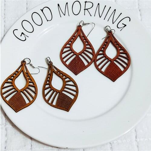 Wooden Plant Leaves Hollow Out Pendant Earrings For Retro Ethnic Fashion Women Jewelry Girl Earrings Gifts