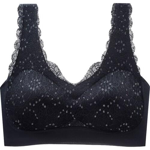 2021 New Thai latex lingerie female sleep maintenance bra sexy lace dot bra without steel ring vest