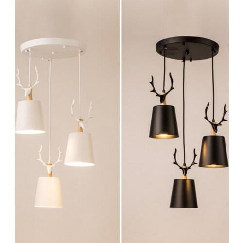 Nordic restaurant chandelier three head personality creative simple chandelier deer head warm modern simple dining chandelier