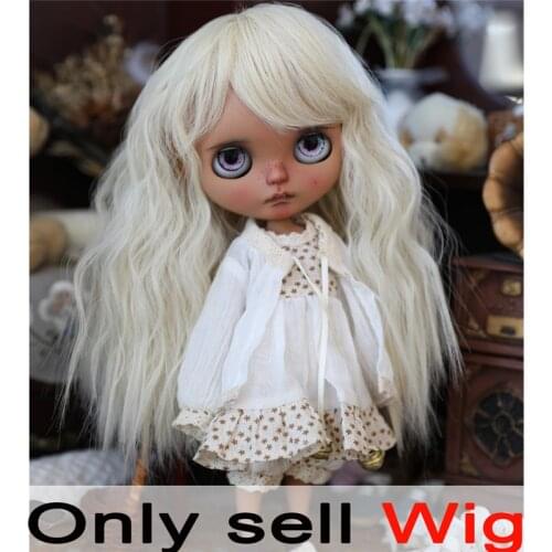 9-10 inch Blyth Wig Light Blonde Curly Hair 613023