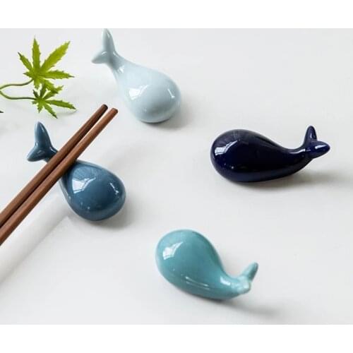 Creative Cute Whale Chopsticks Holder Chopsticks Drag Creative Zakka Home Table Ceramic Ornament Chopsticks Shelf tableware