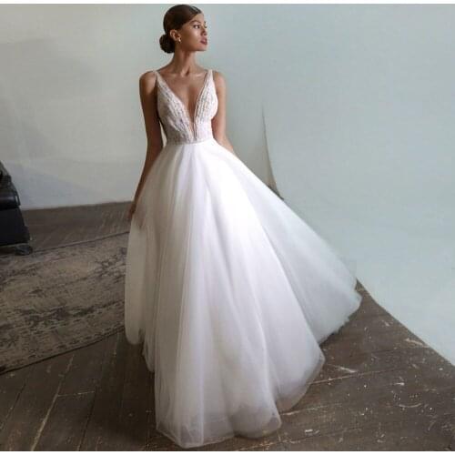 Sexy Deep V Neck Sleeveless Wedding Dresses Custom Pleats Applique A Line Backless Pearls Bridal Gown Robe De Mariee