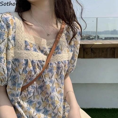 Short Sleeve Shirts Women Lace Patchwork Floral Printed Sweet Square Collar Females Blouses Elegant Streetwear Daily Casual Ins