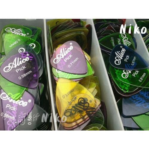 Lots of 100pcs Clear Transparent Acoustic Electric Guitar Picks Plectrums Free Shipping Wholesales