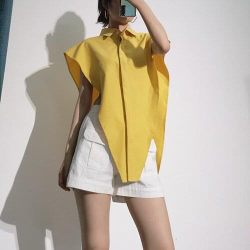 Sexy Loose Triangle Shape Women Sleeveless Shirt Top Oversized Summer Personality Top Turnd-down Collar Top