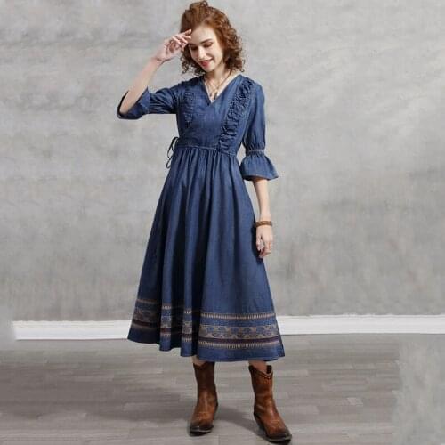 SeeBeautiful Embroidery Stitching Vintage Loose A-line Denim Dress V-neck Flare Sleeve New Fashion 2021 Spring Women E128