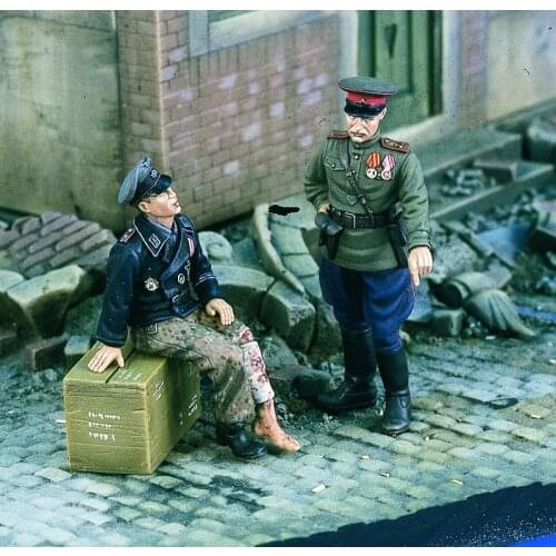 1/35 model kit resin kit Captured 13