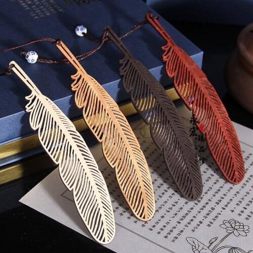 Creative Retro Chinese style Feather Bookmark Pendant Wooden Book mark Stationery School Office Supply Escolar Papelaria