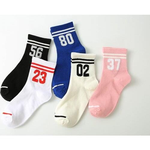 2019 new Korean version of the college wind cotton men and women wild in stockings sports deodorant sweat-absorbent four seasons