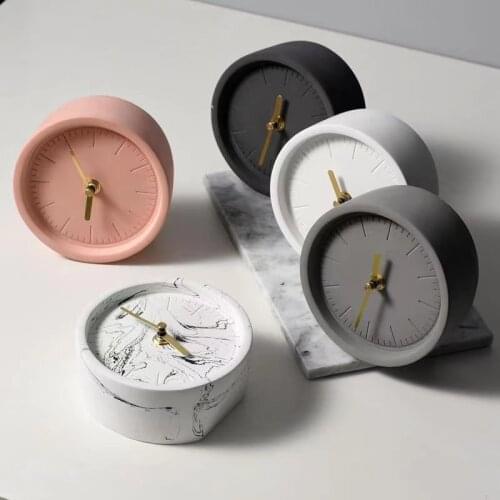 Super good looking cement clock industrial style silent seat clock small round desk clock home decoration and ornaments