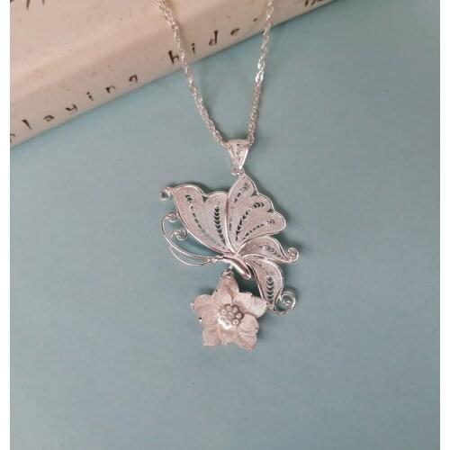 Bastiee 999 Sterling Silver Butterfly Pendant Necklace Retro Women Pendants Chakra Ethnic Handmade Luxury Jewelry Miao Silver