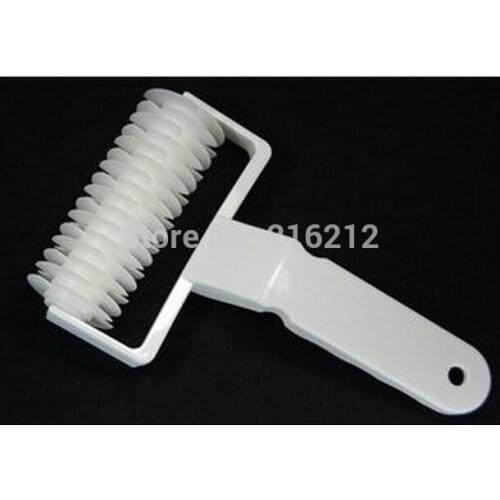 Baking tools Plastic net roller cutter hob cookies pizza mold cake mould tools
