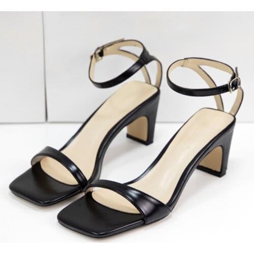 Hot 2018 high quality leather gladiator sandals women ankle buckle roman sandals femme square toe chunky heel shoes women summer