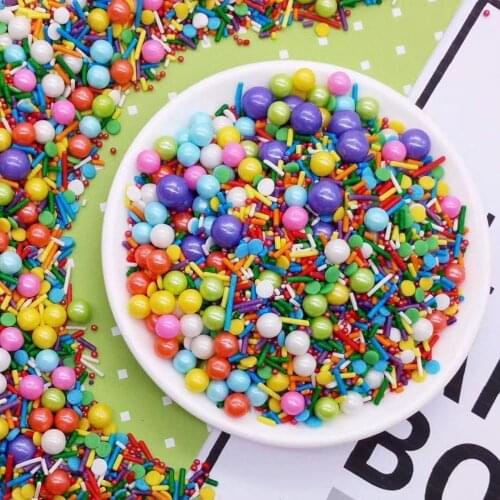 Sugar pearls for cake