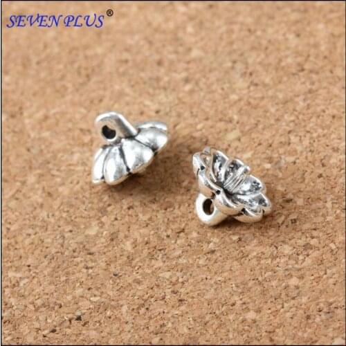 High Quality 50 Pieces/Lot 11mm*9mm Antique Silver Plated Floating Small Flowers Small Charms
