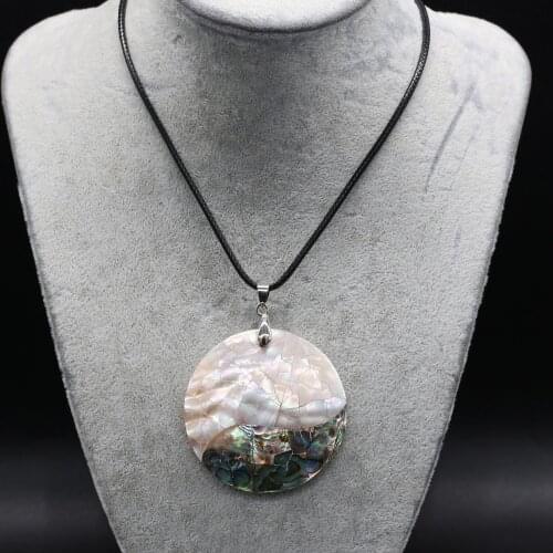 Natural Shell Necklace With Round Pendant Leather Cord 2MM Charms For Elegant Women Love Romantic Gift