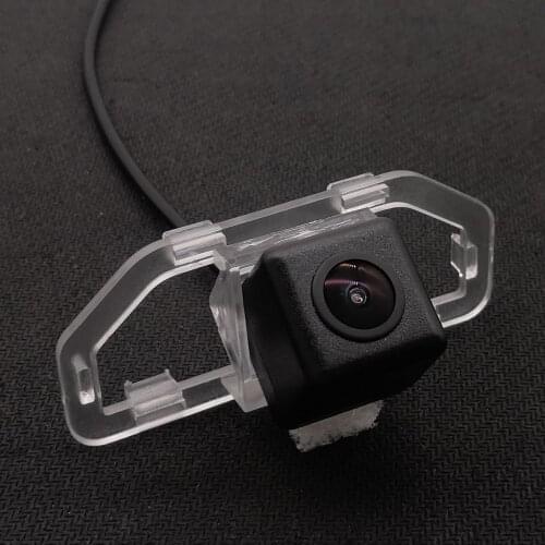 YJ-8147 12 years for Toyota Camry HD reversing camera dynamic track dedicated bracket reversing camera