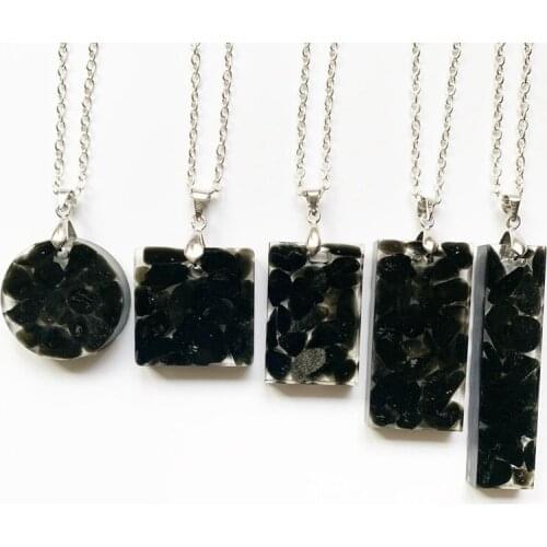 Black Obsidian Stone Beads Chips Orgone Energy Pendant Necklace Resin Jewelry Geometric Spiritual Healing Crystal Necklace 1pc