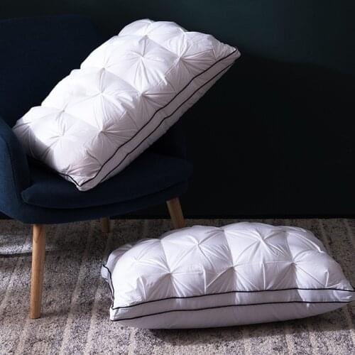 2021 New Twisted feather velvet three-dimensional pillow core five-star hotel household cervical spine pillow single pillow core
