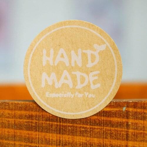 600pcs Round Hand Made Kraft Paper Stickers Vintage White Print Gift Stickers DIY Candy Cake Packaging Seal Sticker Labels