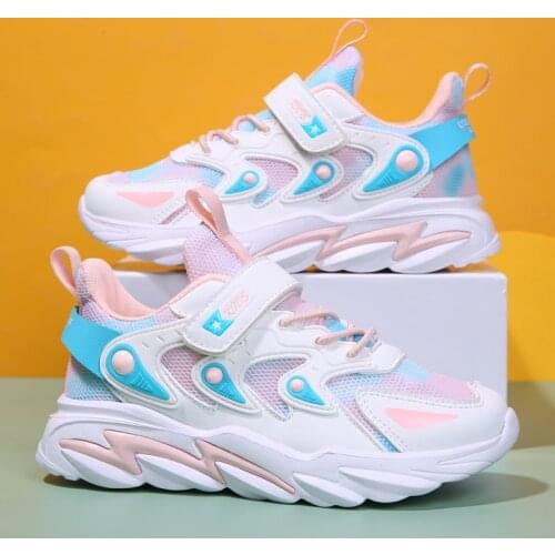 Summer Fashion Childrens Outdoor Sports Shoes Boys Running Walking Shoes Breathable Soft Sole Casual Light Sneakers Shoes 2021