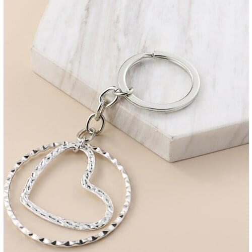 New Design Keychain Hollow Round Heart Key Ring Love Key Chain Couple Valentines Day Gifts DIY Jewelry Handmade