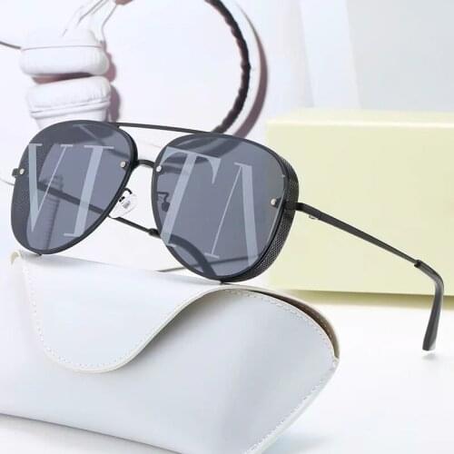 Punk 1:1 Sunglasses Lady Men Coated Lenses Gradient Color Glasses AAA Oversized Frame Brand Designer Gafas de sol Aurinkolasit