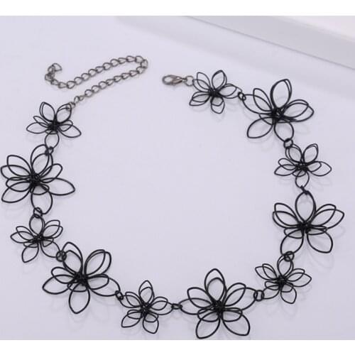 Flower Necklace Short Choker Floral Black Jewelry Women Clavicle Chain Statement