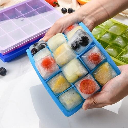 Silicone Ice Cube Mold With Lid Silicone Cube Maker Flexible Ice Cube Tray Food Supplement Box Kitchen Gadgets Ice Mold Whiskey