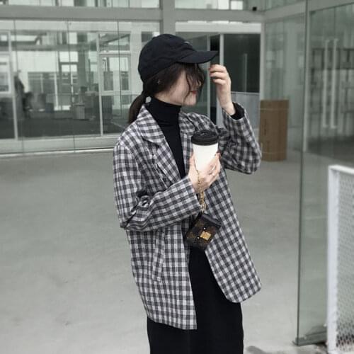 Spring And Autumn New Relaxed Retro Plaid Blazer Womens Short Suit British Style