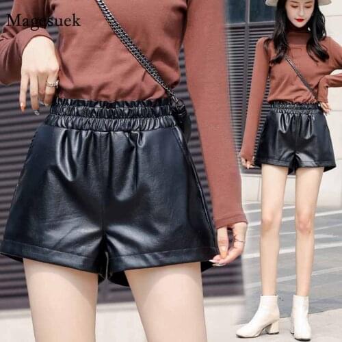 2021 Korean PU Leather Shorts Women Loose A-line Wide Leg Biker Shorts women Autumn Winter High Waist Black Leather Shorts 11583