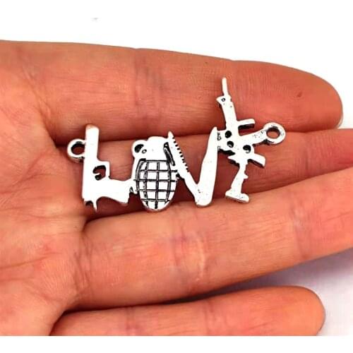 50 pcs child gift pendant love shape pistol saber Submachine gun pendant charm for women man Accessories