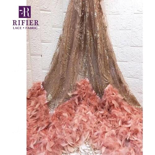 New Fashion 3D Flower Applique Sequined Lace French 2019 Sequins 3D Feather Tulle Prom Elegent Lady Dresses Mesh Lace Material