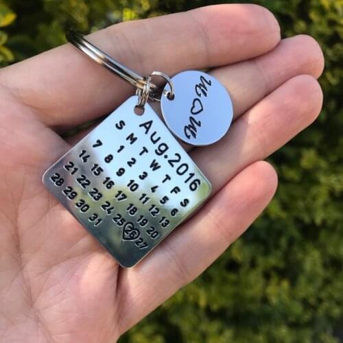 Personalized Calendar Keychain Hand Carved Calendar Highlighted with Heart Date Keyring Stainless Steel Private Custom Brelok