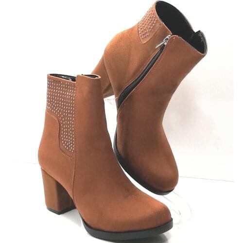 WOMAN. THICK HEEL. BROWN SUEDE BOOTS. 7 CM HEEL HEIGHT. PLATFORM. OFFICE. WEDDING. PARTY. FOR USE. LATEST TREND.36 37 38 39 40